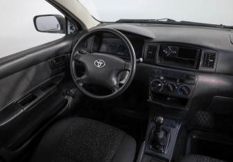 Подержанный автомобиль BYD F3 Sedan 2011 года (7 фото)