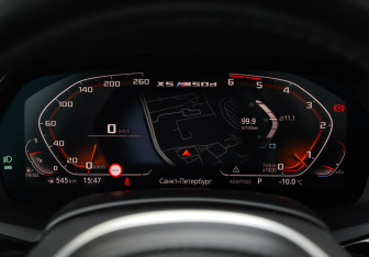 Подержанный автомобиль BMW X5 2019 года (15 фото)