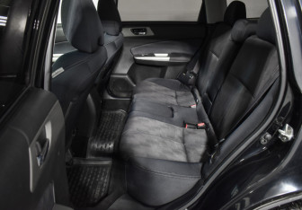 Подержанный автомобиль Subaru Forester Suv 2008 года (11 фото)