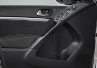 Подержанный автомобиль Volkswagen Tiguan 2013 года (19 фото)