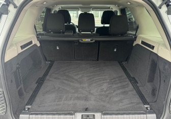 Подержанный автомобиль Land Rover Discovery 2019 года (22 фото)