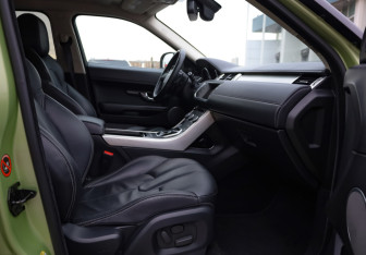 Подержанный автомобиль Land Rover Range Rover Evoque 2012 года (25 фото)