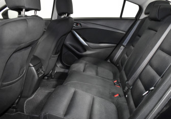 Подержанный автомобиль Mazda 6 Sedan 2017 года (12 фото)