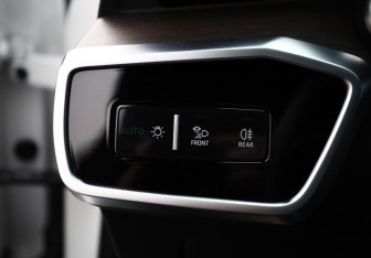 Подержанный автомобиль Audi A7 2022 года (29 фото)