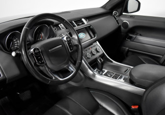Подержанный автомобиль Land Rover Range Rover Sport 2013 года (9 фото)