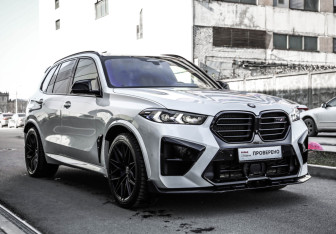 Подержанный автомобиль BMW X5 2019 года (39 фото)