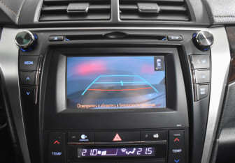 Подержанный автомобиль Toyota Camry Sedan 2016 года (15 фото)