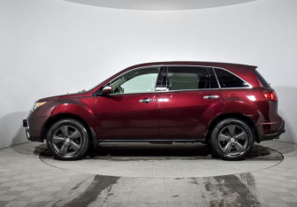 Подержанный автомобиль Acura MDX 2011 года (8 фото)