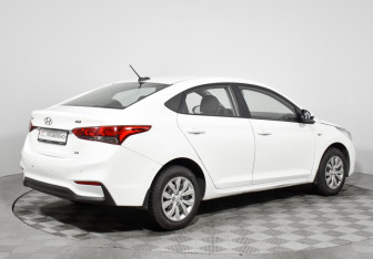 Подержанный автомобиль Hyundai Solaris Sedan 2018 года (5 фото)