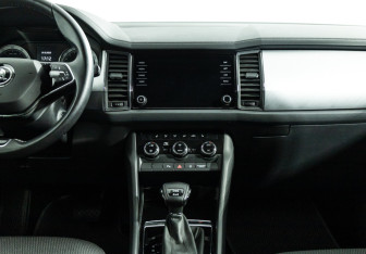 Подержанный автомобиль Skoda Kodiaq 2022 года (14 фото)