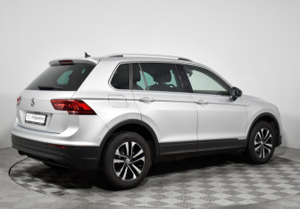 Подержанный автомобиль Volkswagen Tiguan 2019 года (5 фото)