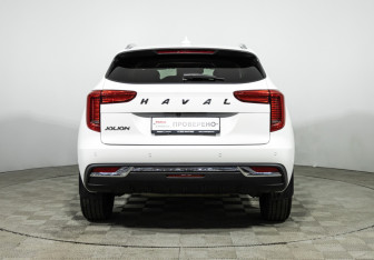Подержанный автомобиль Haval Jolion 2023 года (6 фото)