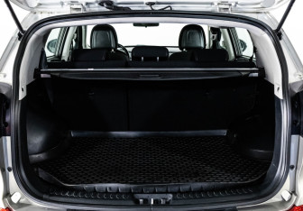 Подержанный автомобиль Kia Sportage 2015 года (19 фото)