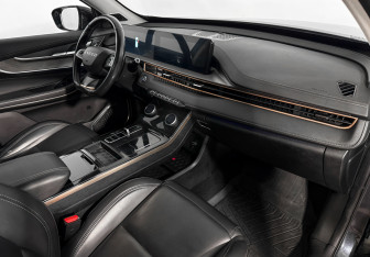 Подержанный автомобиль Exeed LX 2022 года (14 фото)