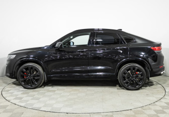 Подержанный автомобиль Geely Tugella 2023 года (8 фото)