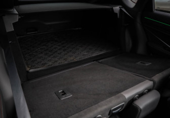 Подержанный автомобиль Geely Tugella 2022 года (33 фото)