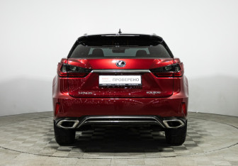 Подержанный автомобиль Lexus RX 2017 года (6 фото)