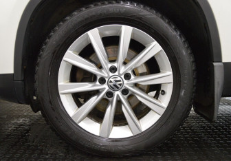 Подержанный автомобиль Volkswagen Tiguan 2012 года (9 фото)