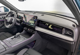 Новый GAC GS8 2025 (9 фото)