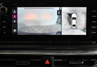 Подержанный автомобиль Kia K5 2020 года (19 фото)