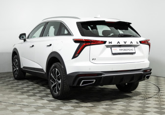 Подержанный автомобиль Haval F7 2025 года (7 фото)