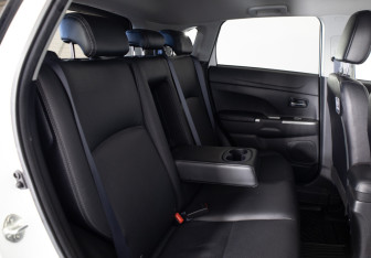 Подержанный автомобиль Mitsubishi ASX 2019 года (14 фото)