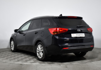 Подержанный автомобиль Kia Ceed Wagon 2018 года (7 фото)