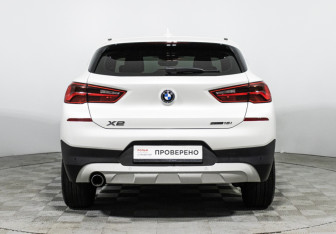 Подержанный автомобиль BMW X2 2018 года (6 фото)