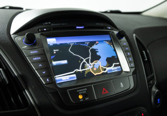 Подержанный автомобиль Hyundai ix35 2014 года (16 фото)