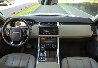 Подержанный автомобиль Land Rover Range Rover Sport 2020 года (14 фото)