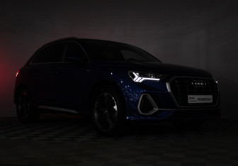 Подержанный автомобиль Audi Q3 2020 года (24 фото)