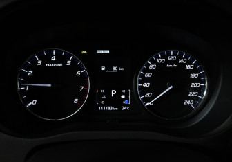 Подержанный автомобиль Mitsubishi Outlander 2016 года (12 фото)