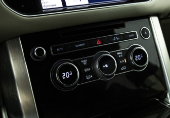 Подержанный автомобиль Land Rover Range Rover 2013 года (20 фото)