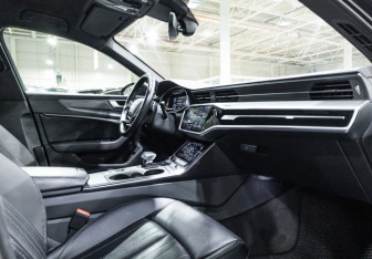 Подержанный автомобиль Audi A6 Wagon 2019 года (20 фото)