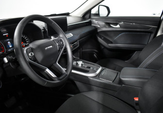 Подержанный автомобиль Haval Jolion 2023 года (9 фото)