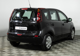 Подержанный автомобиль Nissan Note 2012 года (5 фото)
