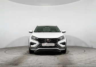 Подержанный автомобиль LADA (ВАЗ) Vesta Sedan 2023 года (2 фото)