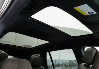 Подержанный автомобиль LiXiang L9 2024 года (29 фото)