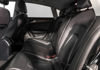 Подержанный автомобиль Audi A5 Liftback 2016 года (13 фото)