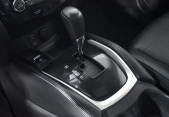 Подержанный автомобиль Nissan X-Trail 2016 года (11 фото)