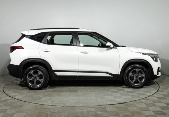 Подержанный автомобиль Kia Seltos 2020 года (4 фото)