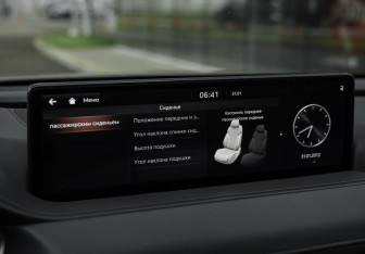Подержанный автомобиль Genesis G80 2021 года (20 фото)