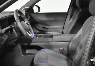 Подержанный автомобиль Volkswagen Teramont 2025 года (10 фото)