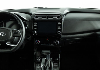 Подержанный автомобиль Hyundai Creta 2021 года (14 фото)