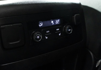 Подержанный автомобиль Chevrolet Tahoe 2016 года (26 фото)