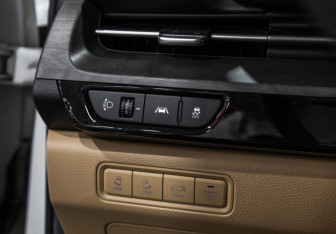 Подержанный автомобиль Kia Carnival 2020 года (29 фото)