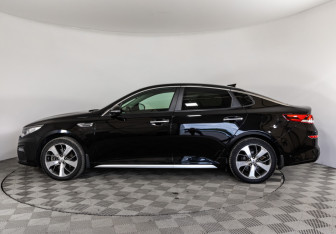 Подержанный автомобиль Kia Optima Sedan 2020 года (8 фото)