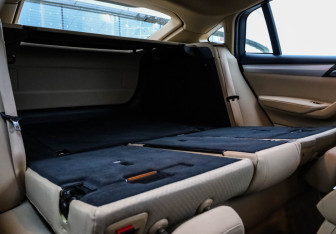 Подержанный автомобиль BMW X4 2017 года (31 фото)