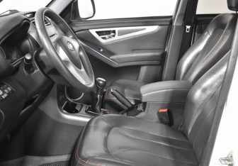 Подержанный автомобиль Lifan X60 2017 года (10 фото)