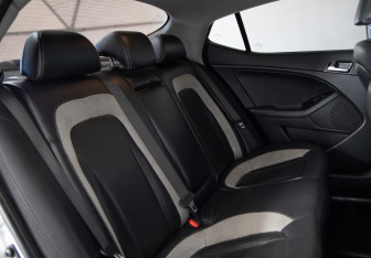 Подержанный автомобиль Kia Optima Sedan 2012 года (13 фото)